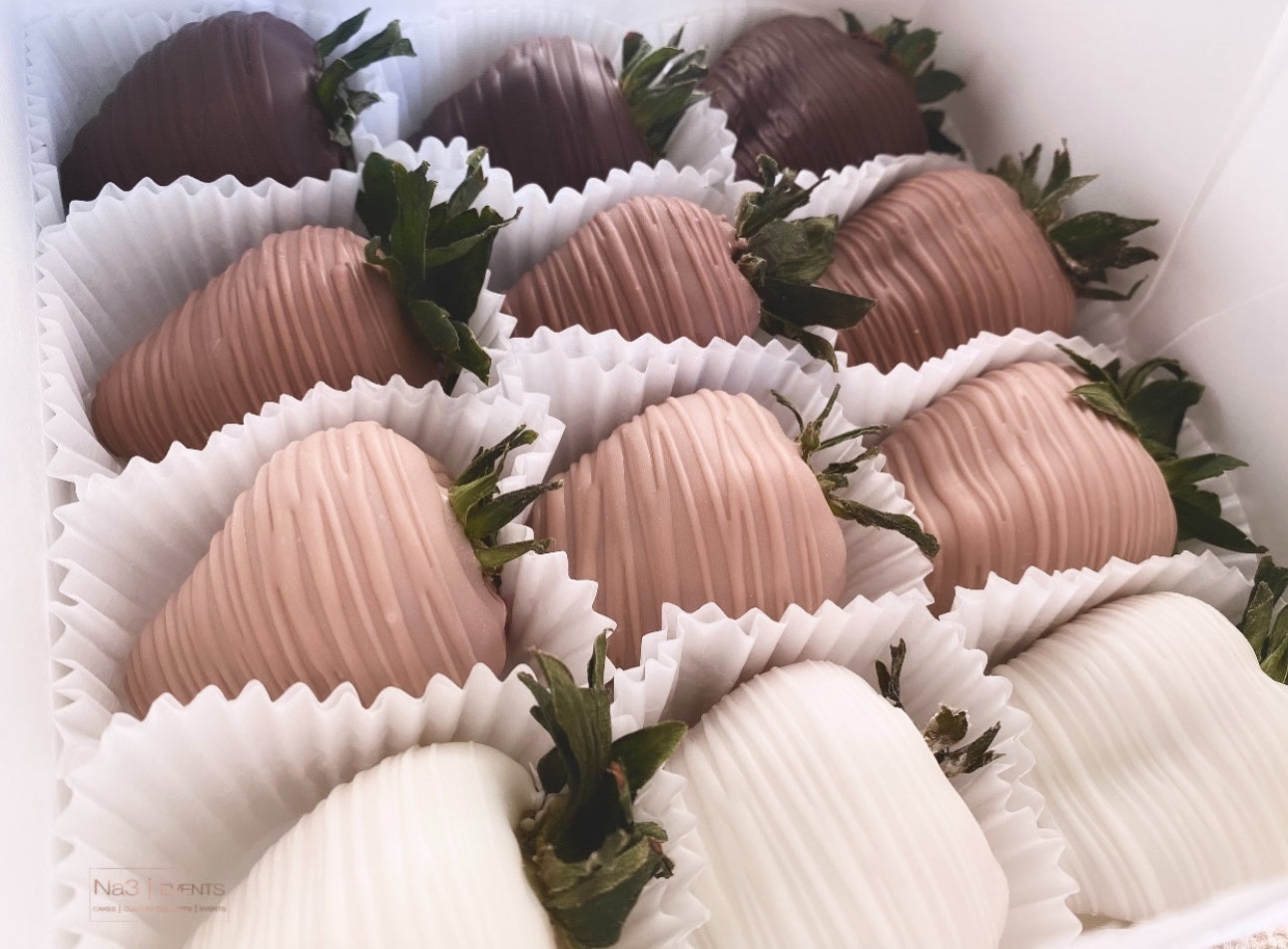 LUXURY CHOCOLATE COVERED STRAWBERRIES (Per Dozen)
