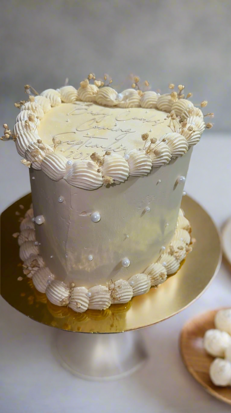 LUXURY HEART CAKE (Pick Up Only)