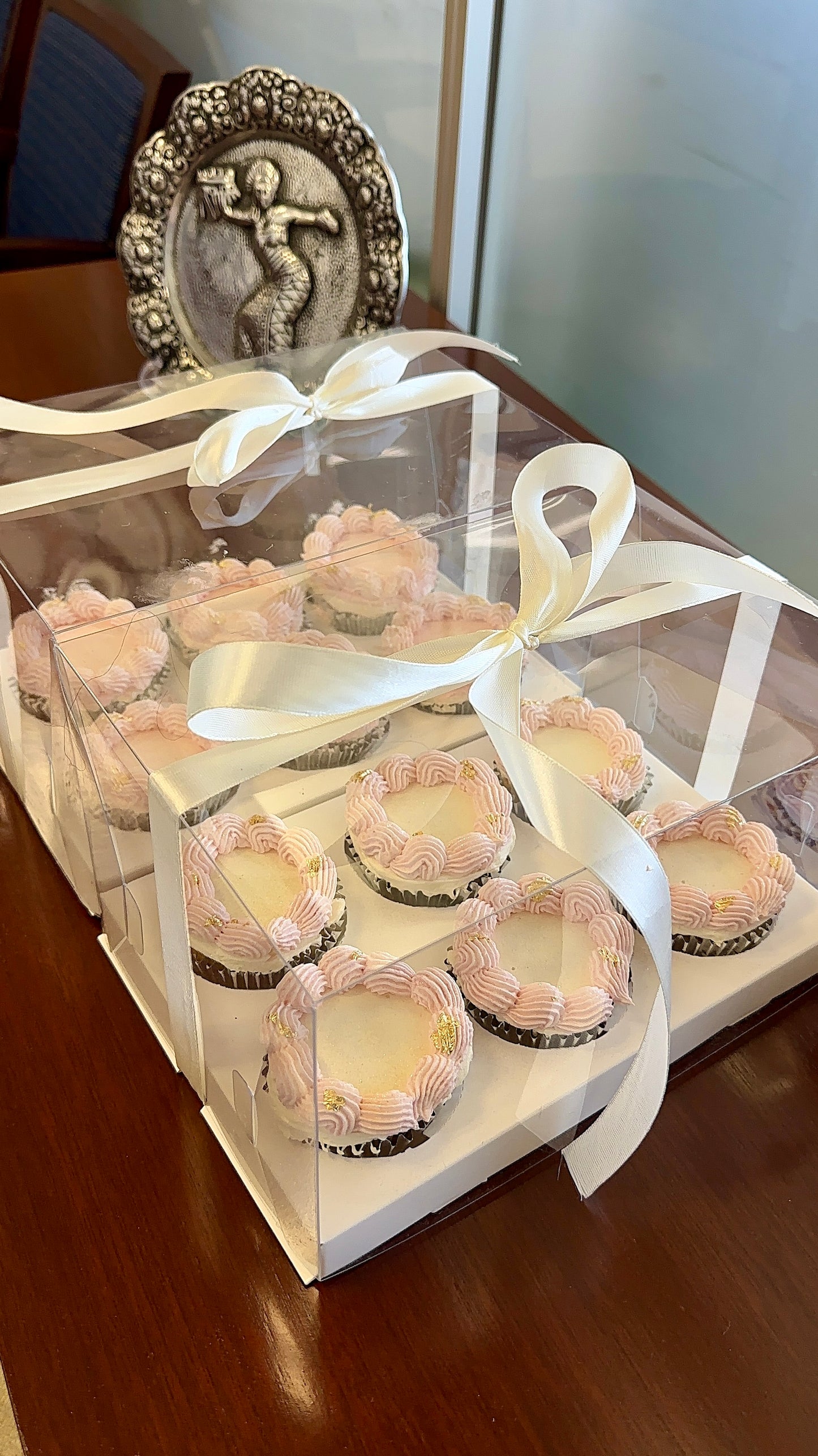 LUXURY CUPCAKES (Pop-up Pre-order, Pickup up Only)