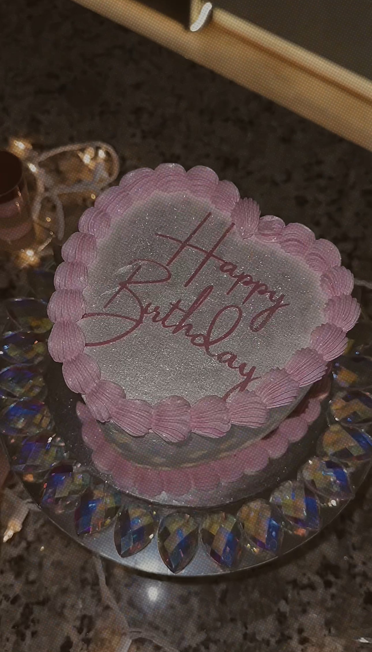 LUXURY HEART CAKE (Pick Up Only)