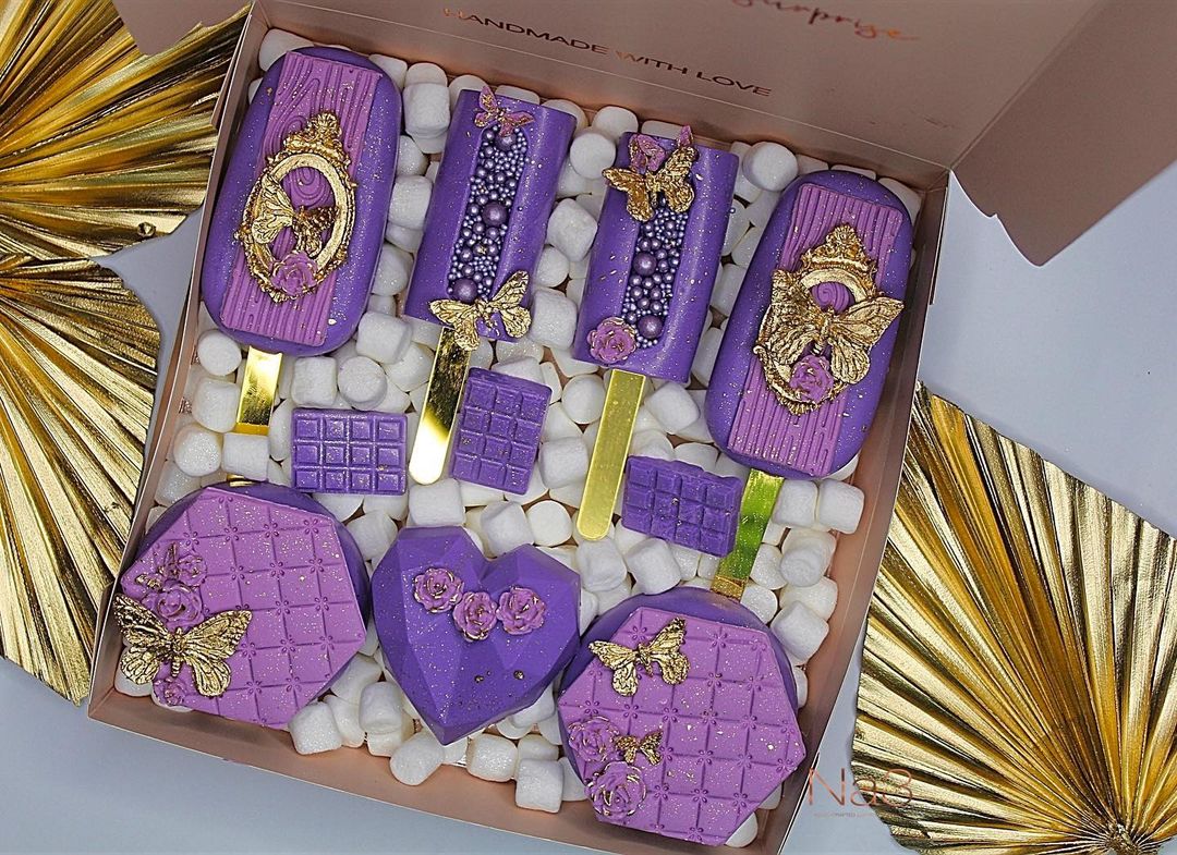 LUXURY TREAT BOX