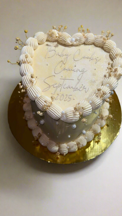 LUXURY HEART CAKE (Pick Up Only)