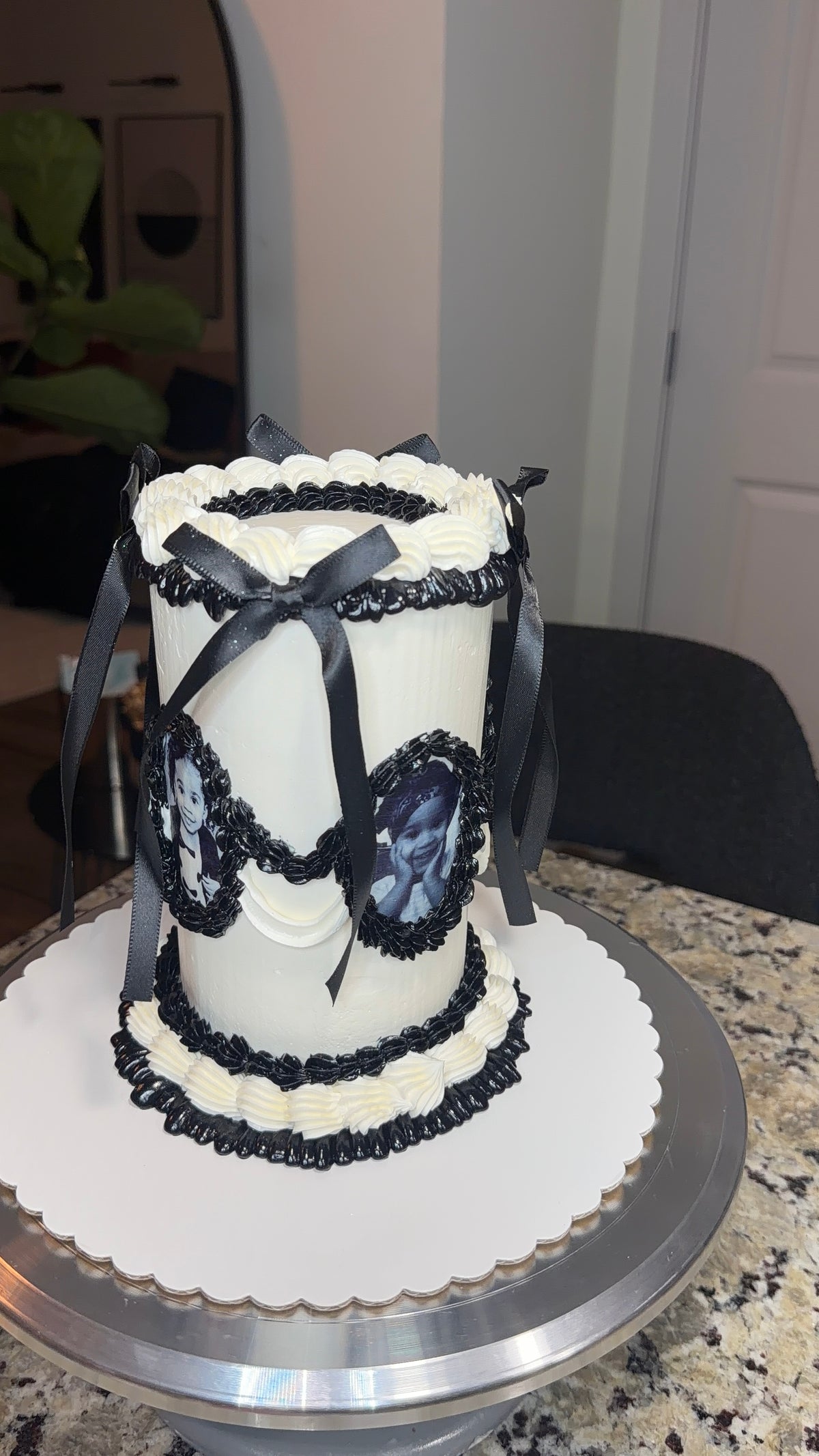 LUXURY CAKE (Pick Up Only)