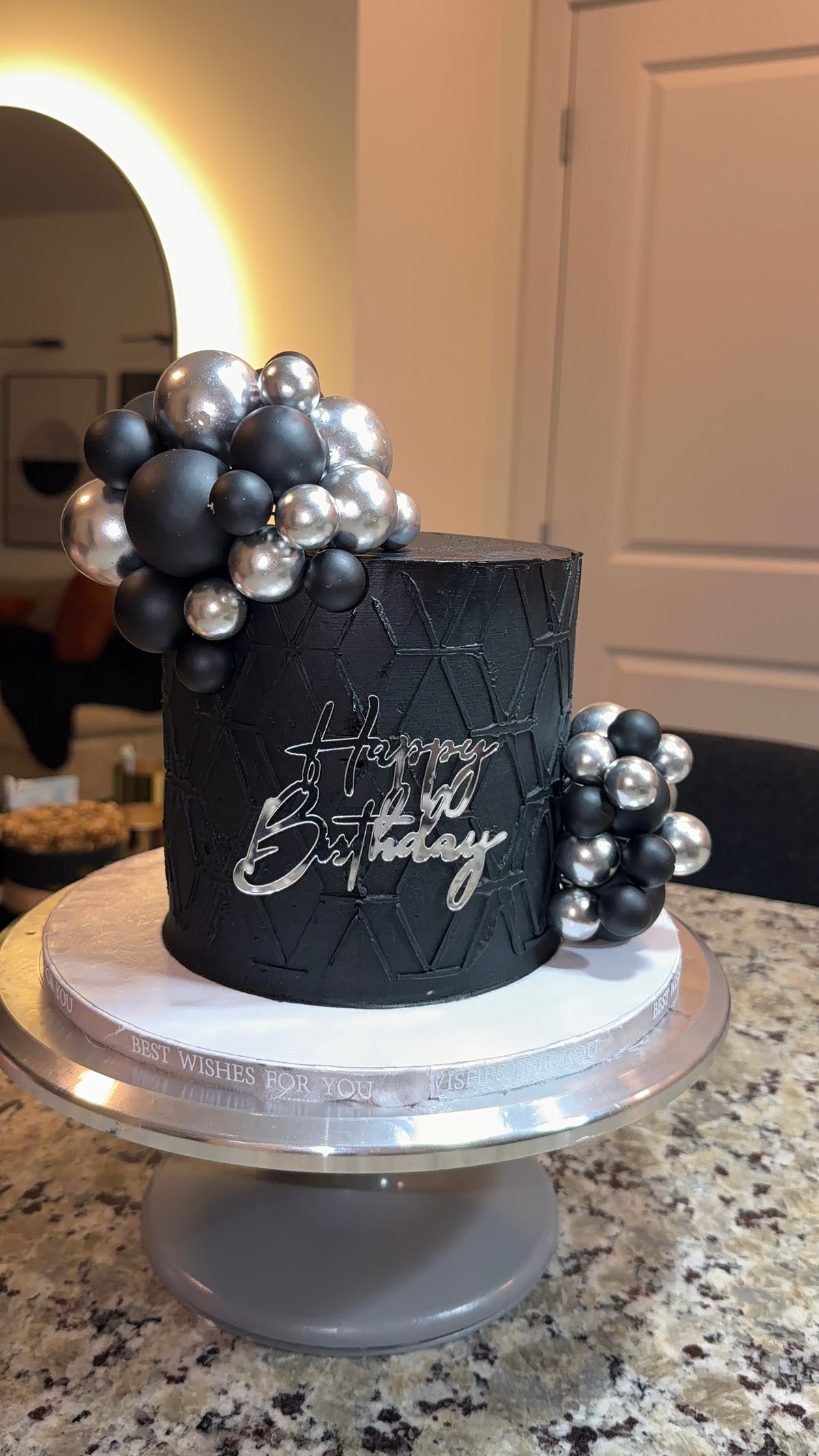 LUXURY CAKE (Pick Up Only)