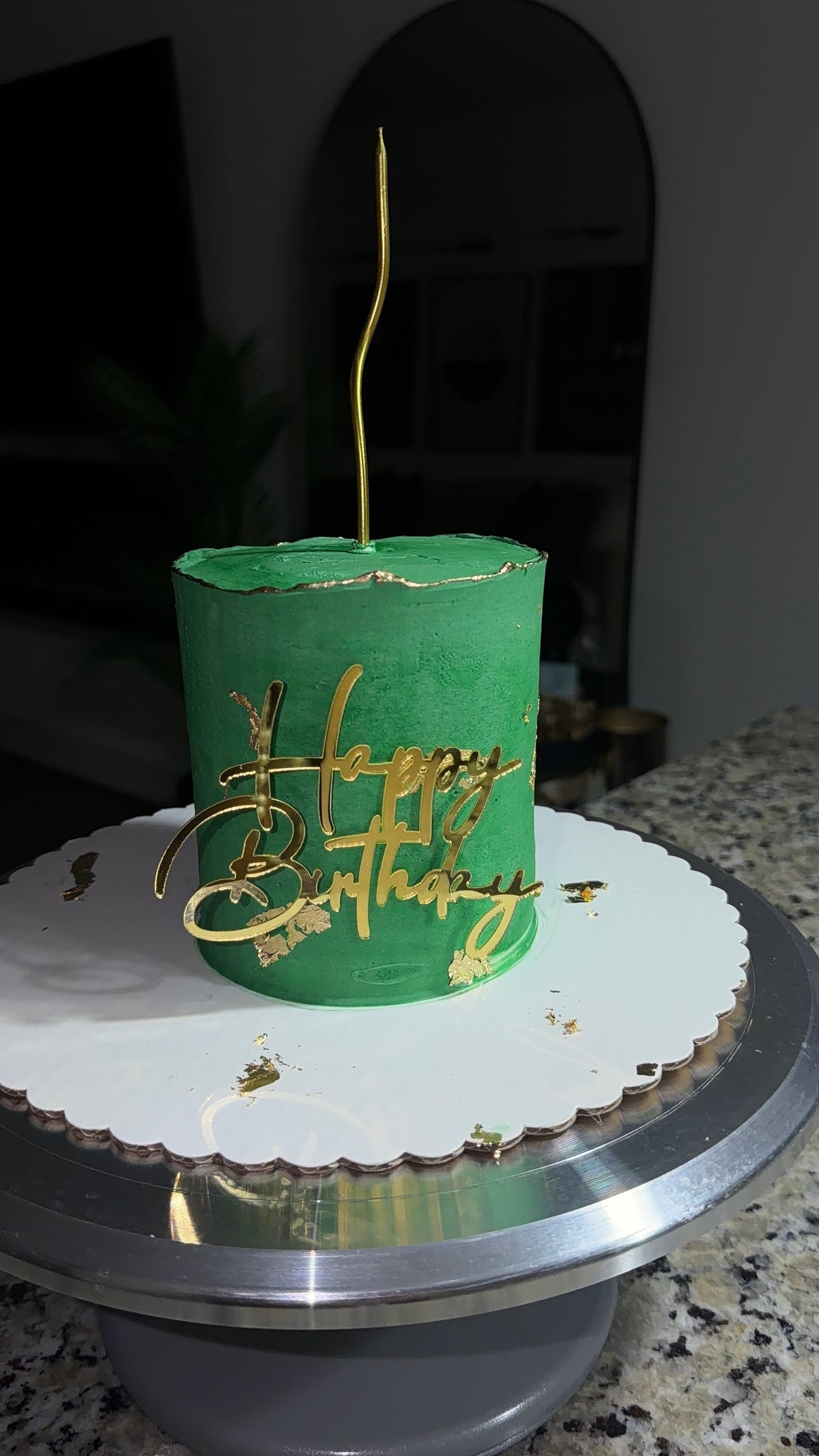 LUXURY CAKE (Pick Up Only)