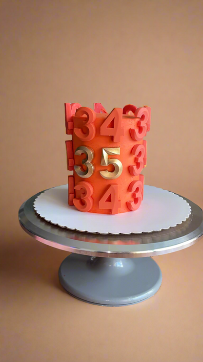 MINI LUXURY CAKE (Pick Up Only)