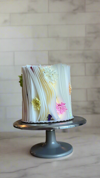 LUXURY CIRCLE CAKE (Pick Up Only)