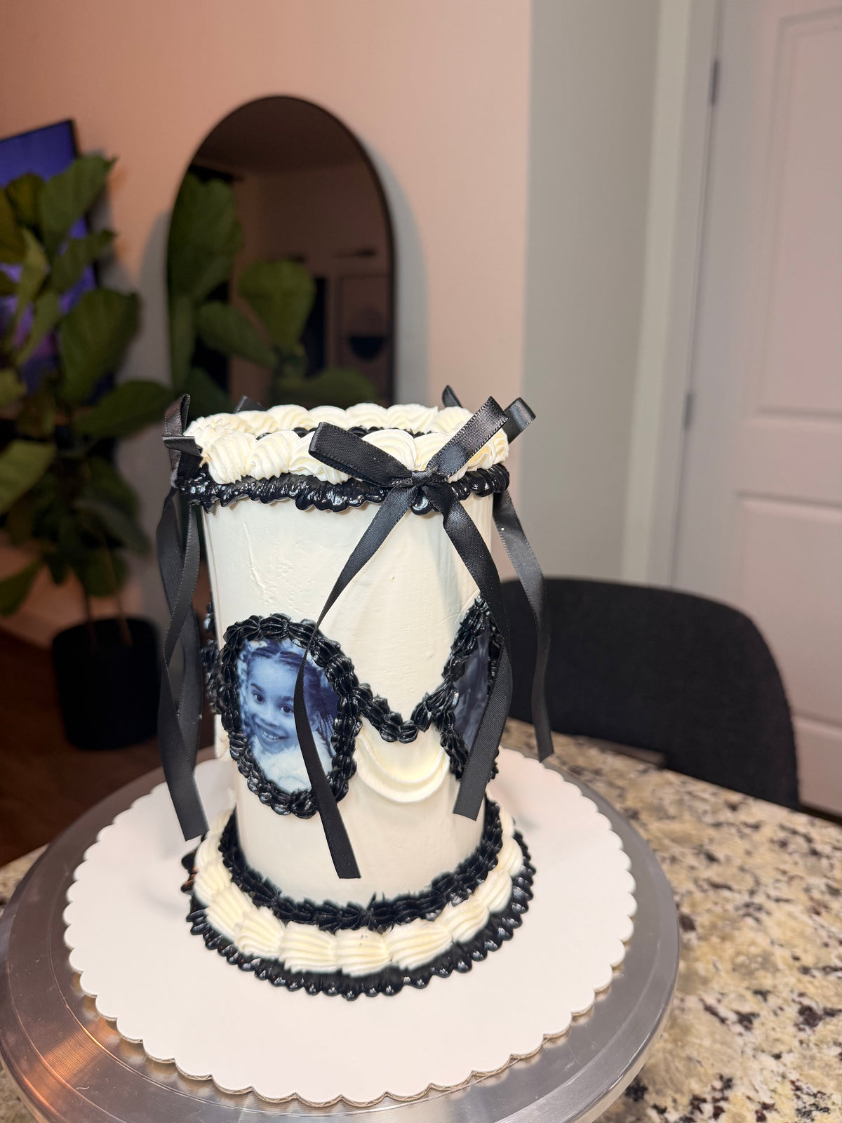 LUXURY CAKE (Pick Up Only)