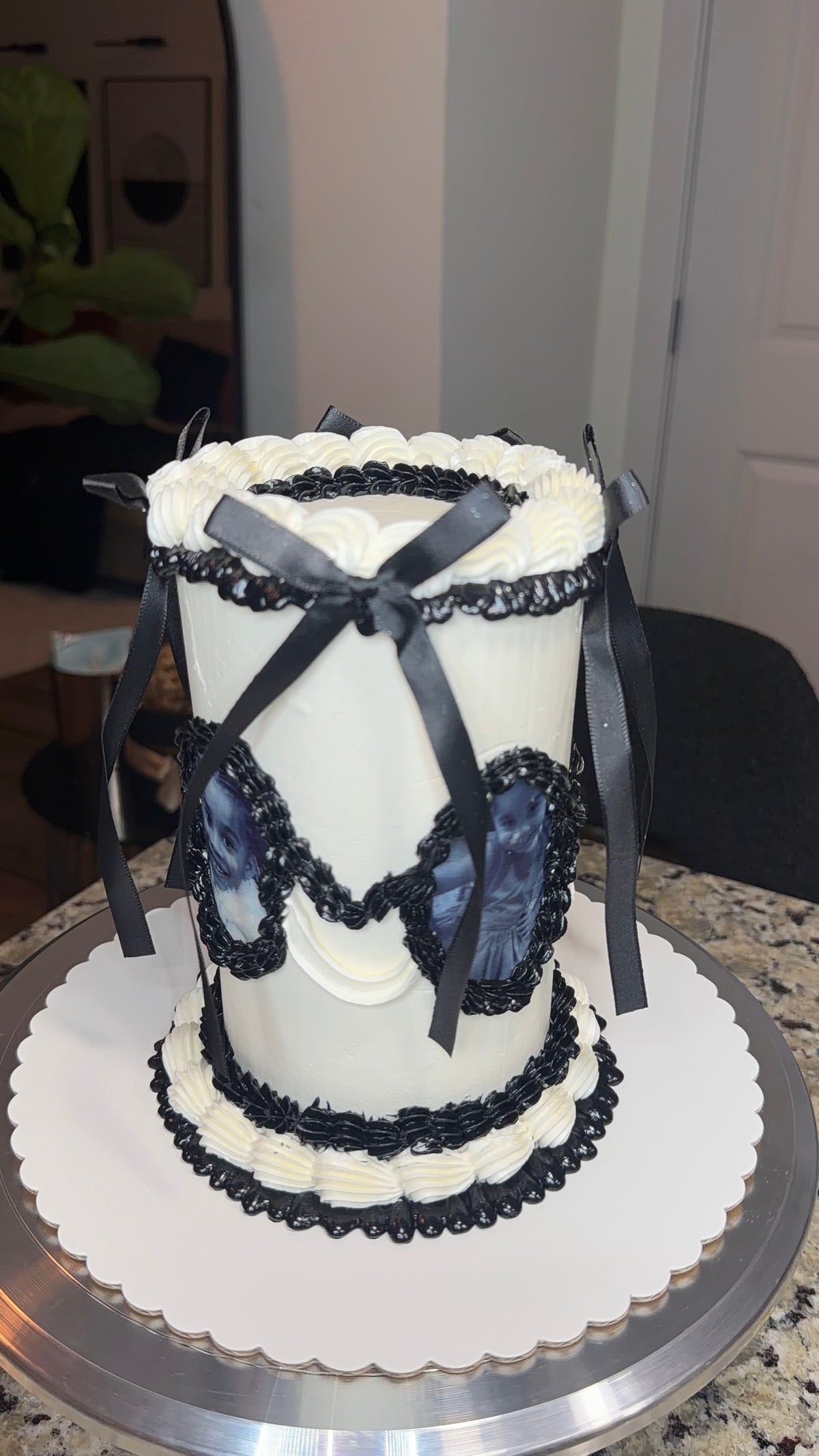 LUXURY CAKE (Pick Up Only)