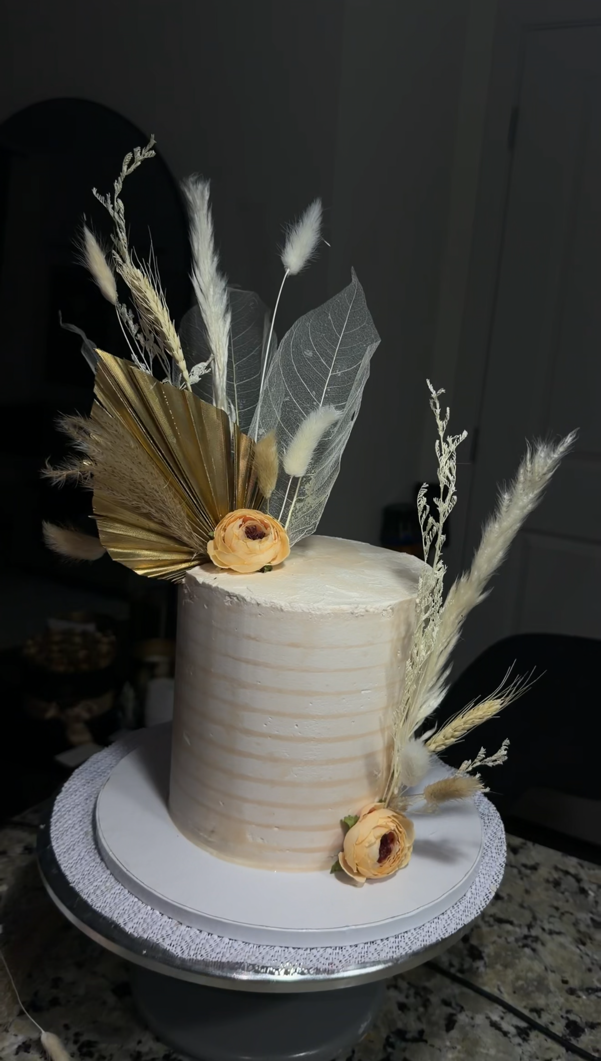LUXURY CAKE (Pick Up Only)