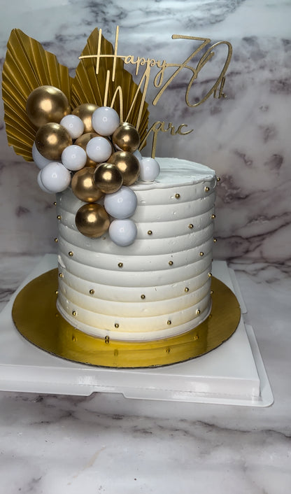 LUXURY CIRCLE CAKE (Pick Up Only)