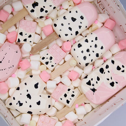 LUXURY TREAT BOX