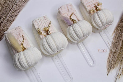 CUSTOM LUXURY TREATS (PER DOZEN)